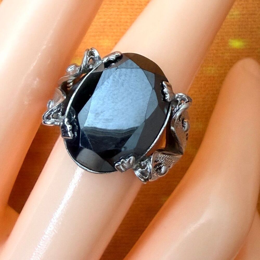 Vintage Sterling Silver Faceted Hematite Filigree Statement Ring